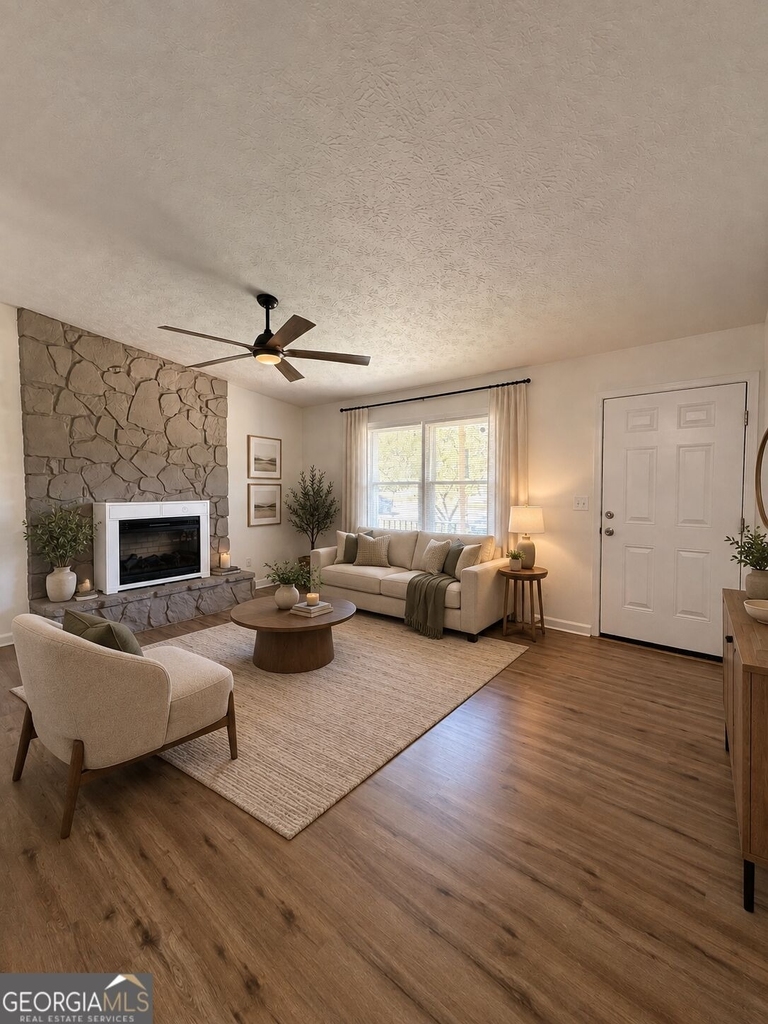 640 Valerie Circle - Photo 3