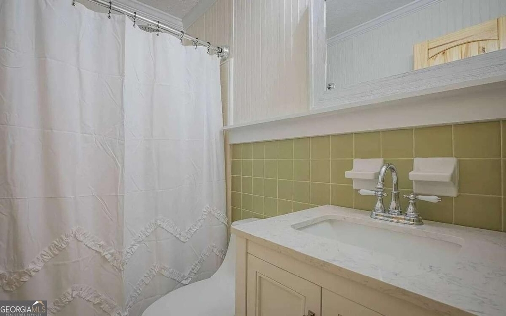 1235 Riverside Drive - Photo 24