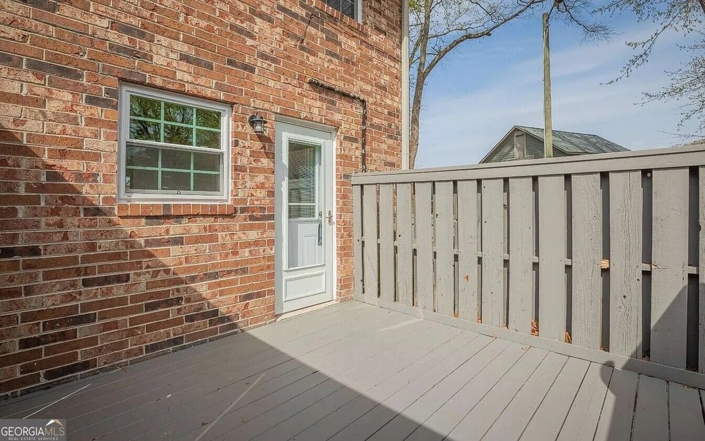 1235 Riverside Drive - Photo 37