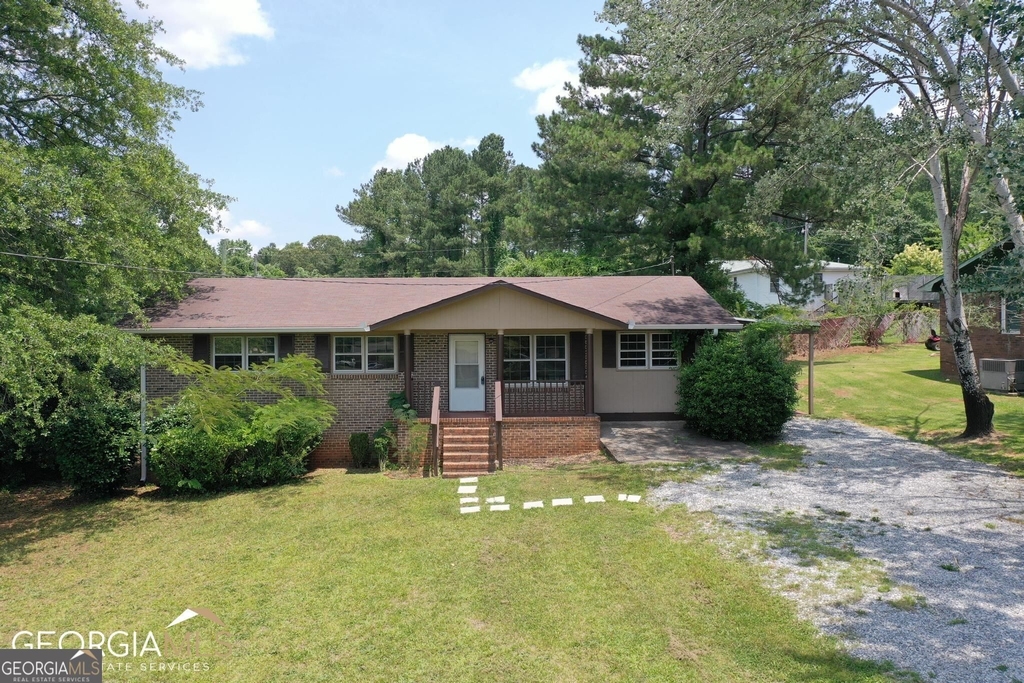 471 Moore - Photo 0