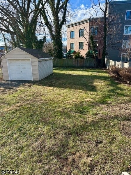 408 S Elmer St - Photo 4
