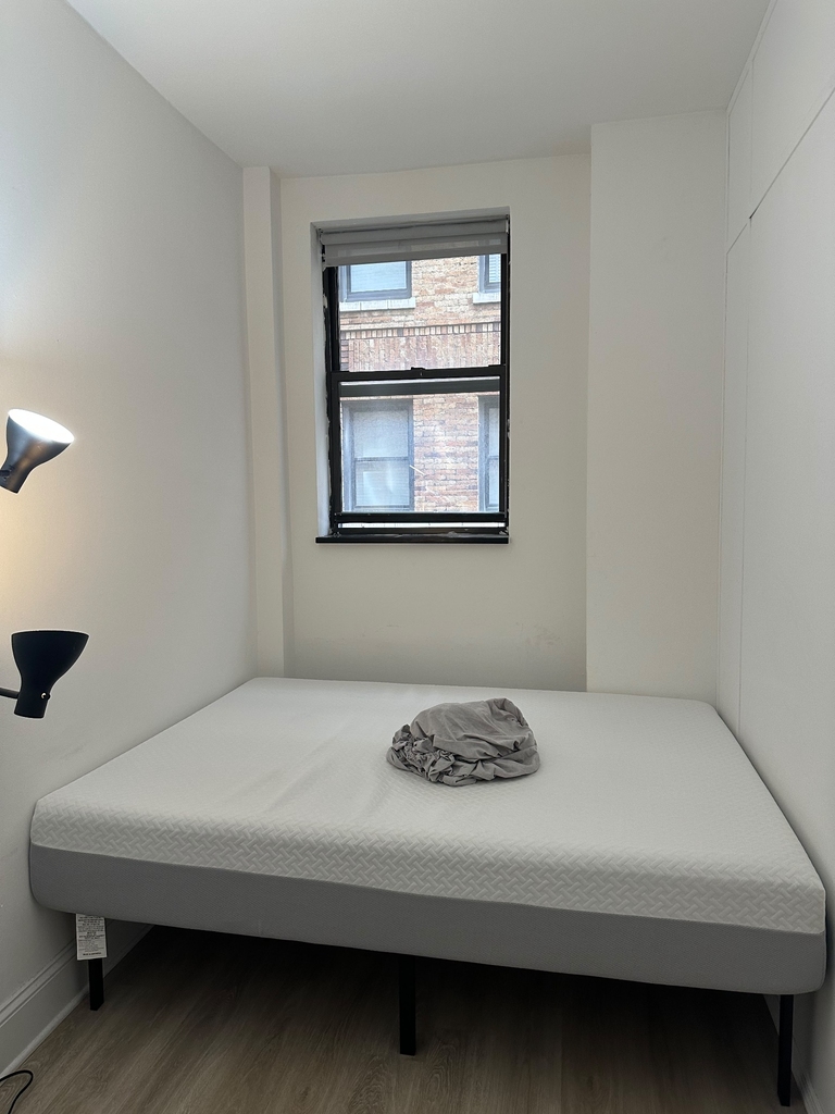 50 West 34th Street - Photo 0