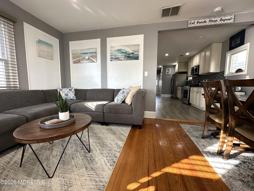 208 15th Avenue - Photo 11