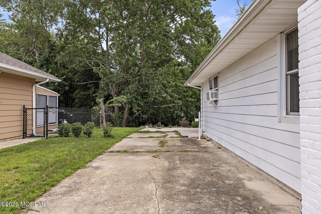 2264 Hovsons Boulevard - Photo 22