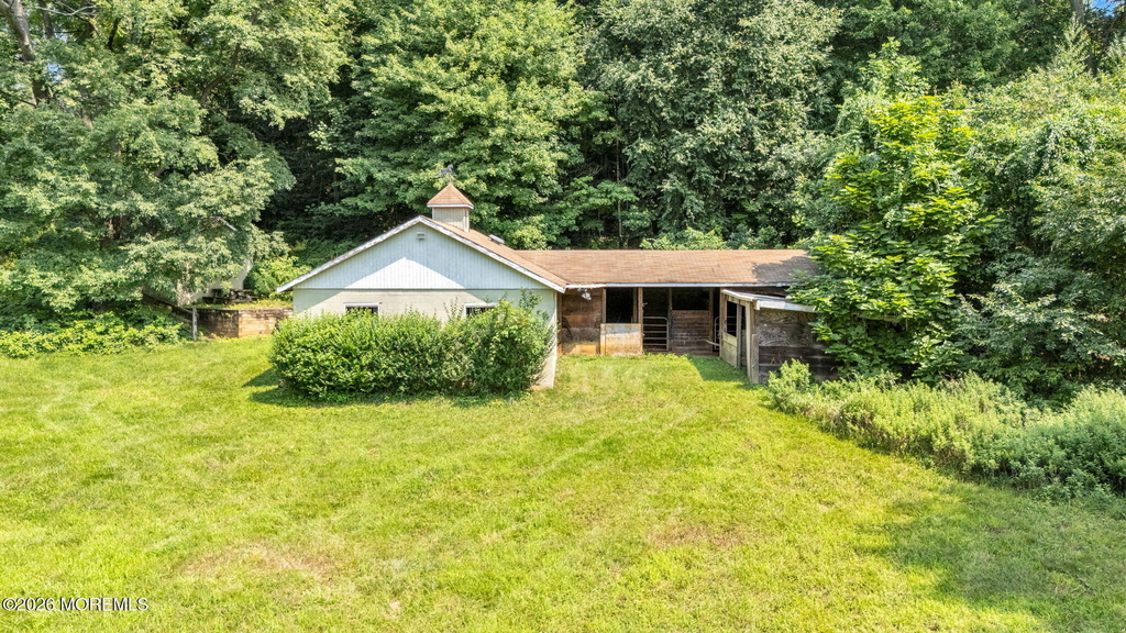16 Browns Lane - Photo 3