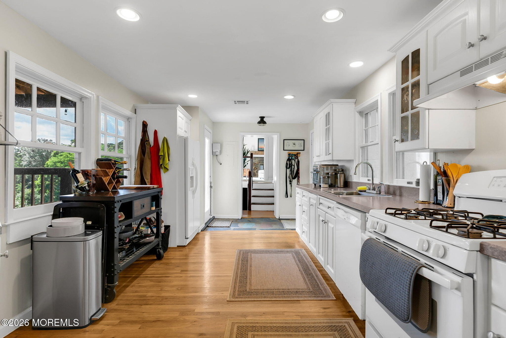 16 Browns Lane - Photo 18