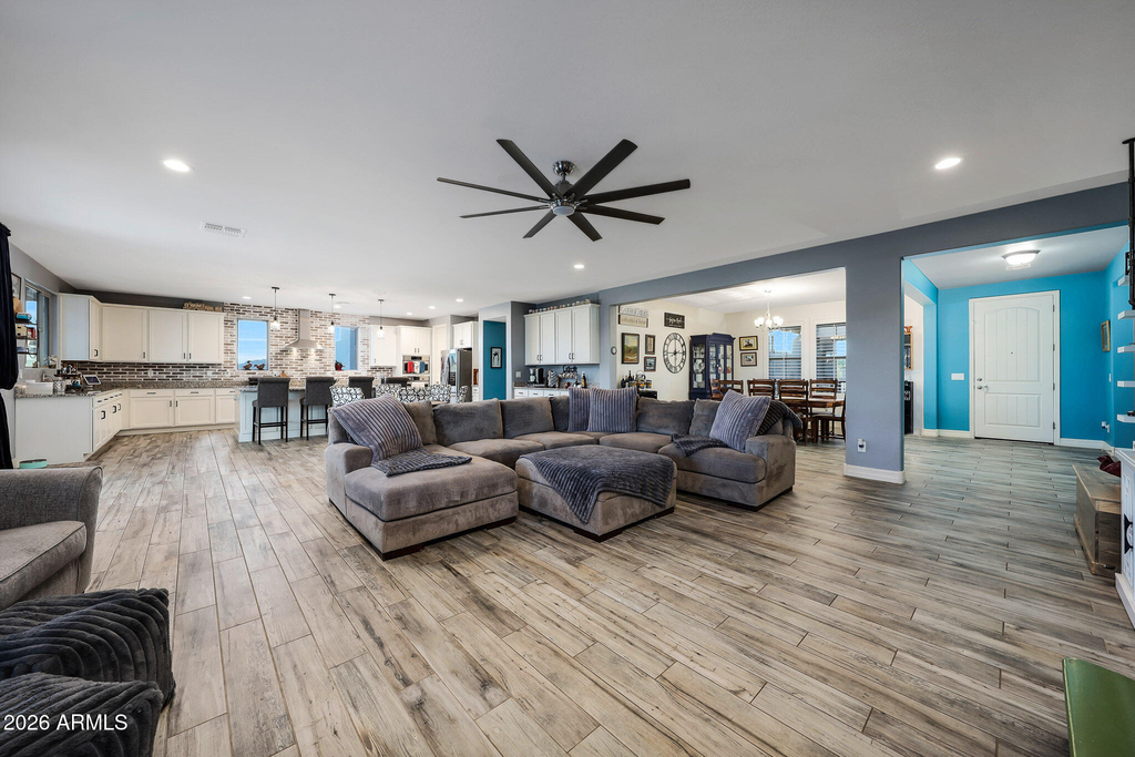 13532 W Sierra Vista Drive - Photo 17