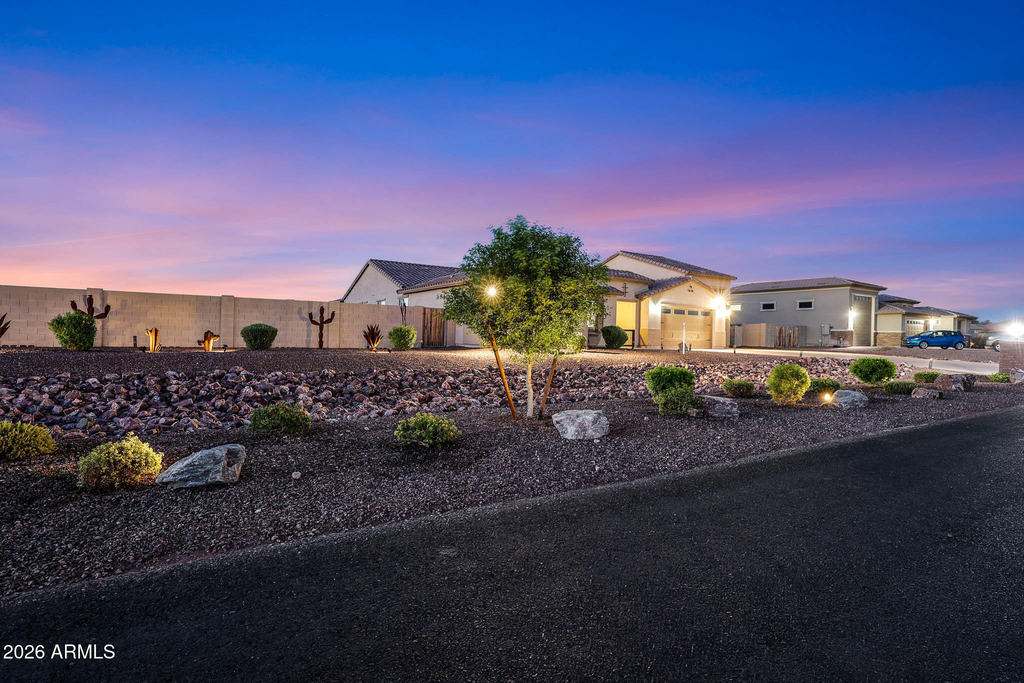 13532 W Sierra Vista Drive - Photo 3