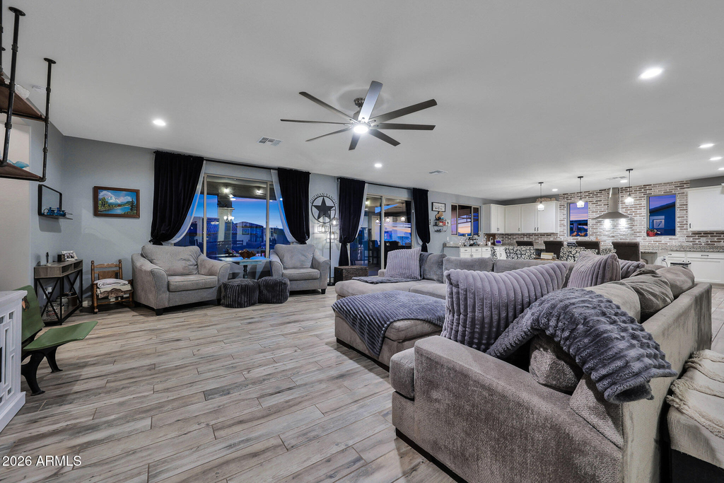 13532 W Sierra Vista Drive - Photo 27