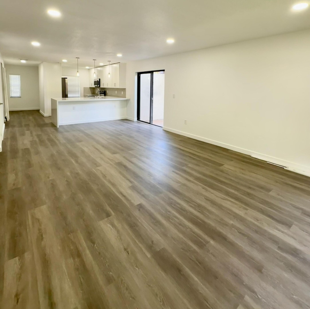 21741 Cypress Drive - Photo 3