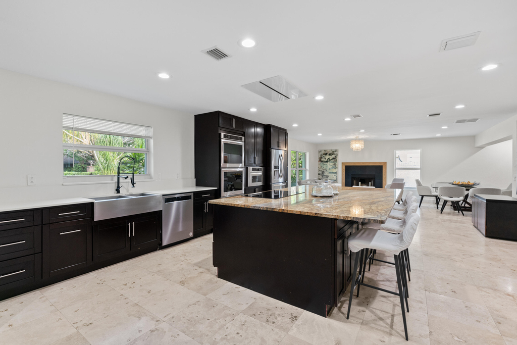 50 Nw 5th Avenue - Photo 3