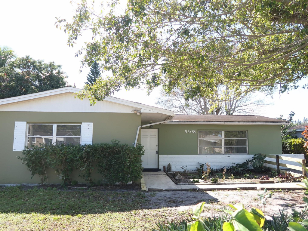 5308 Marcia Place - Photo 0
