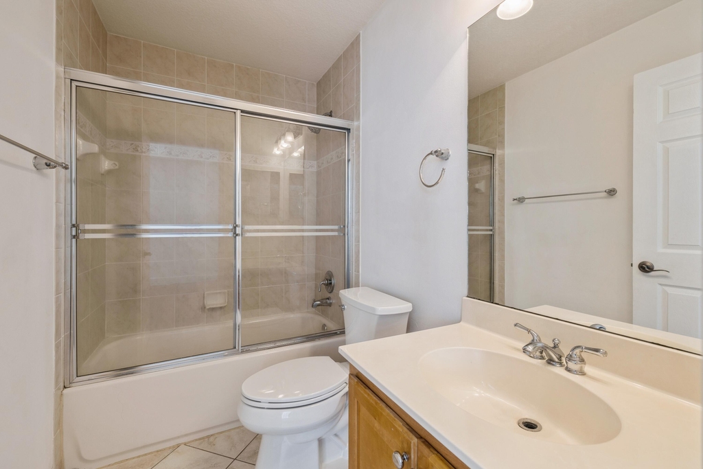 22131 Majestic Woods Way - Photo 9