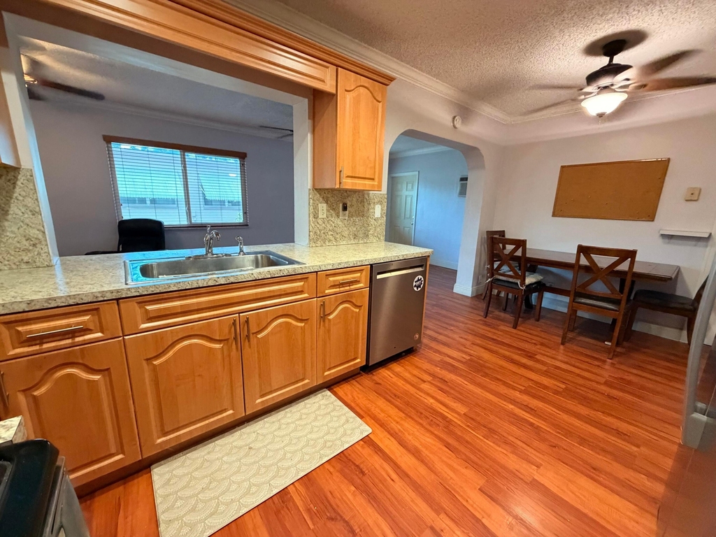 5806 Nw 86th Terrace - Photo 5