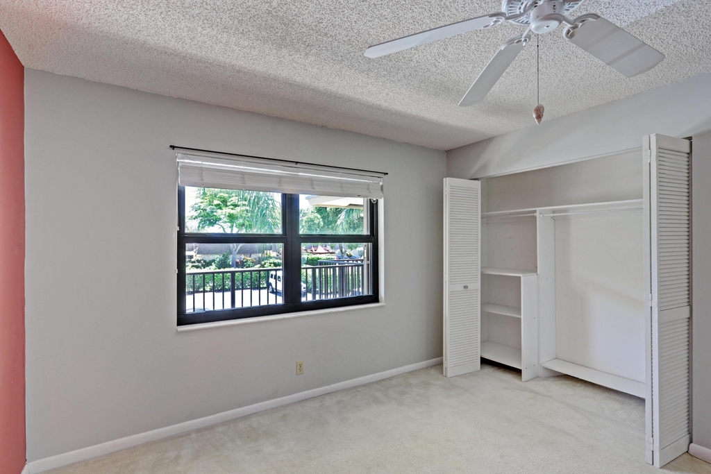 2910 Sw 22nd Circle - Photo 20