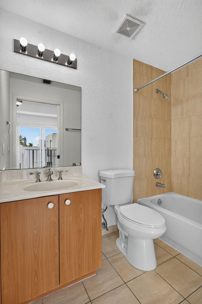 2725 Ne 8th Avenue - Photo 40
