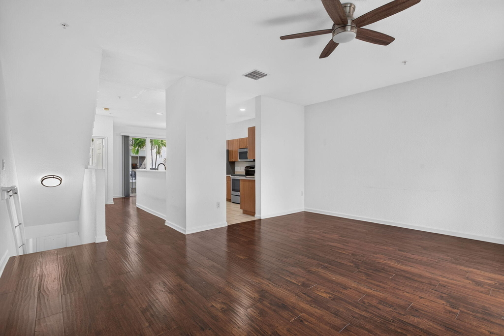 2725 Ne 8th Avenue - Photo 21