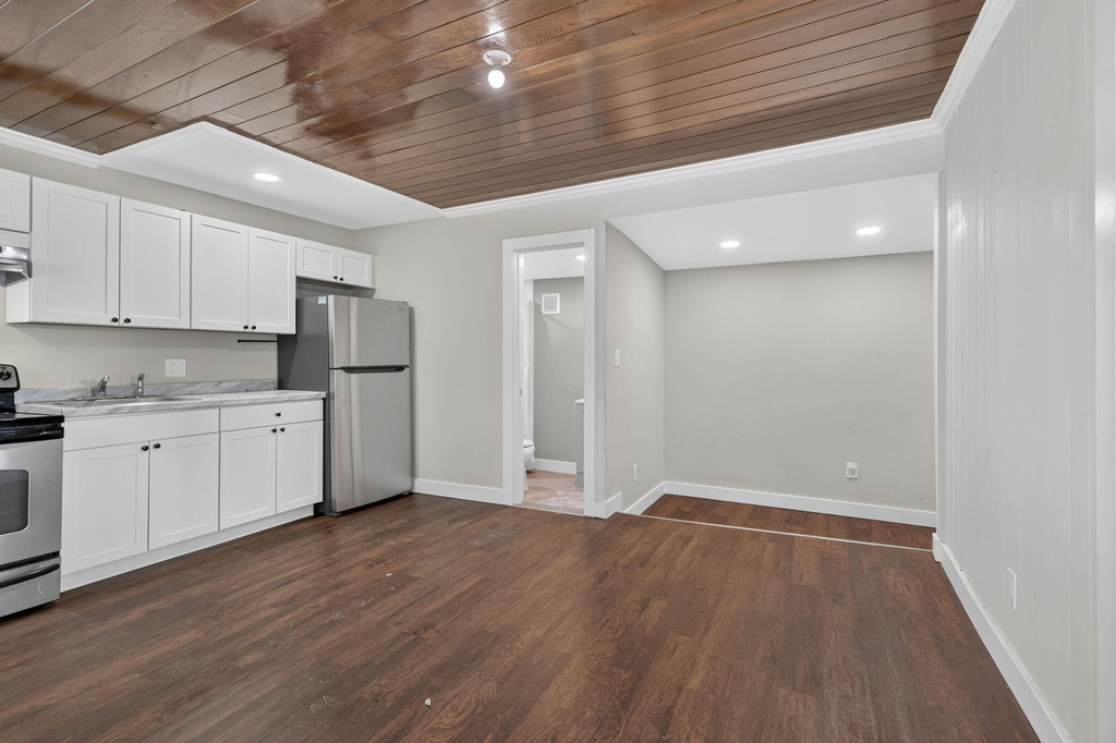 311 N Federal - Photo 17
