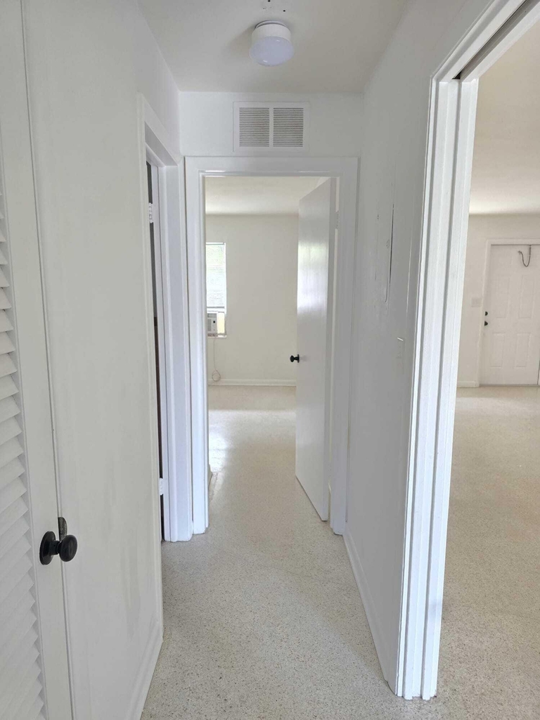 330 Southwind Drive - Photo 11