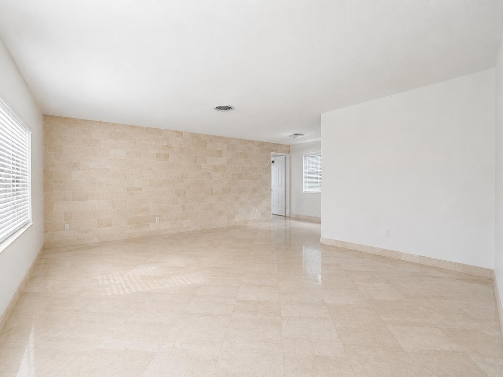 10873 Magnolia Street - Photo 6