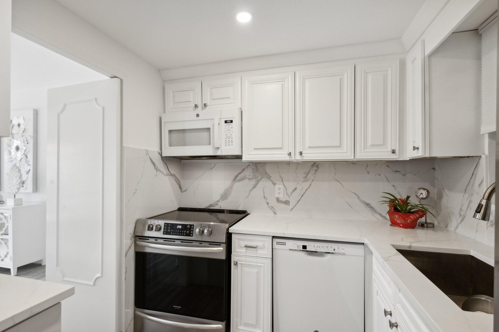 3475 S Ocean Boulevard - Photo 11