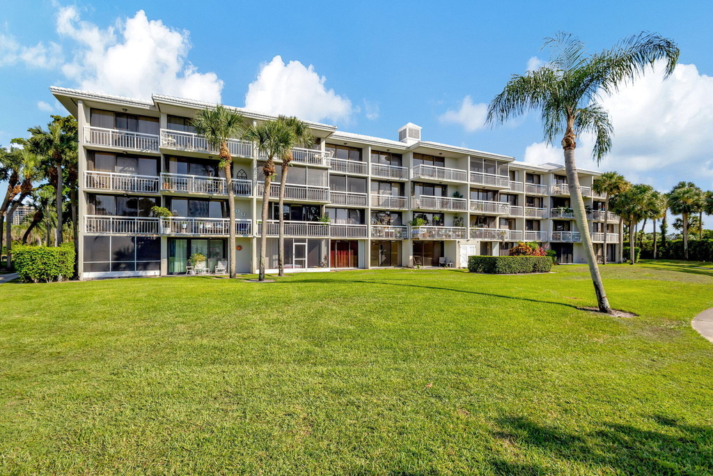 2741 Village Boulevard - Photo 10