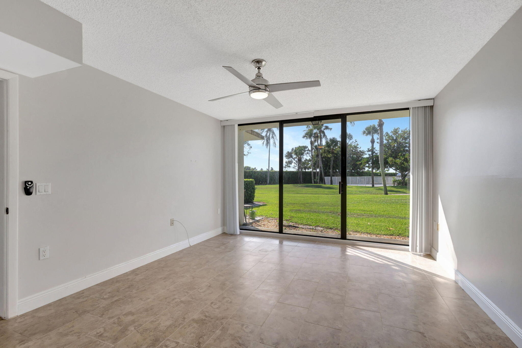 2741 Village Boulevard - Photo 8