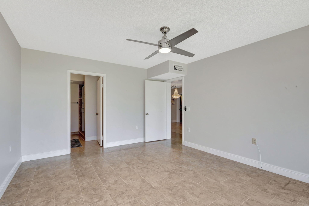 2741 Village Boulevard - Photo 11