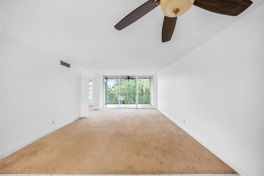 3051 S Palm Aire Drive - Photo 4
