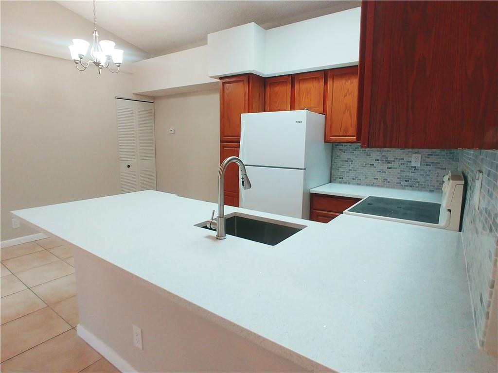 921 Lyons Road - Photo 6