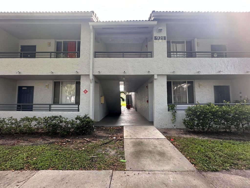 921 Lyons Road - Photo 28