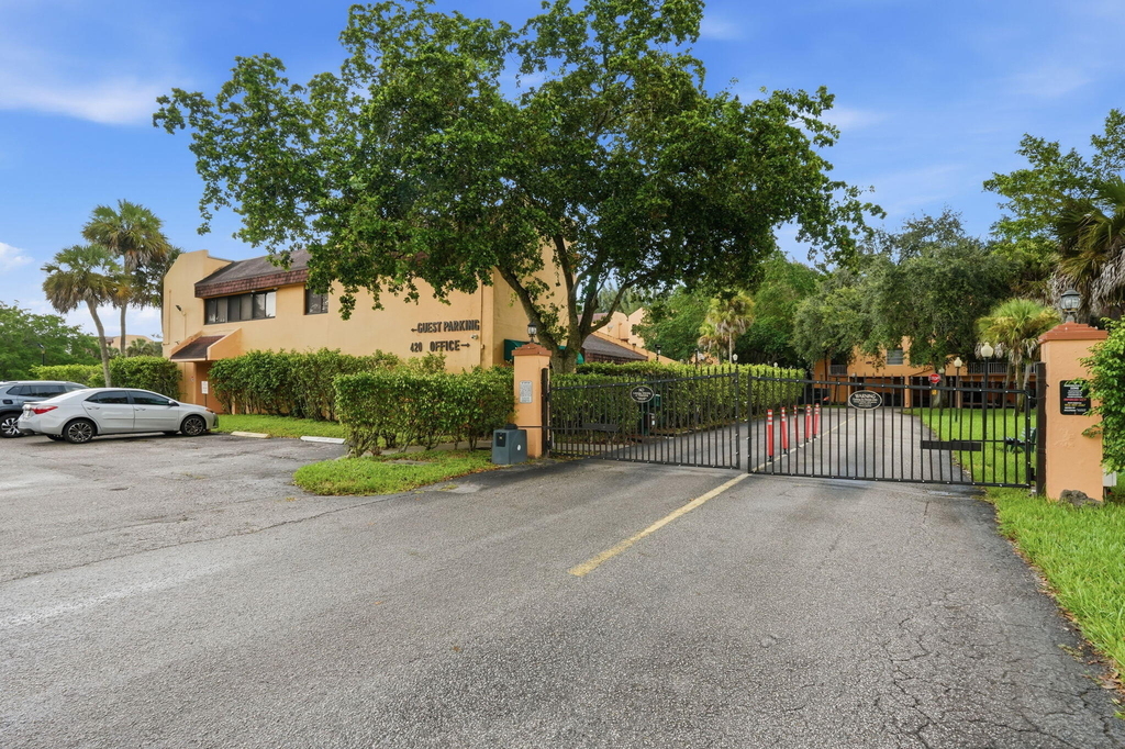 430 Commodore Drive - Photo 51