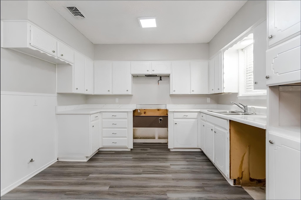 2805 Mintwood Place - Photo 11