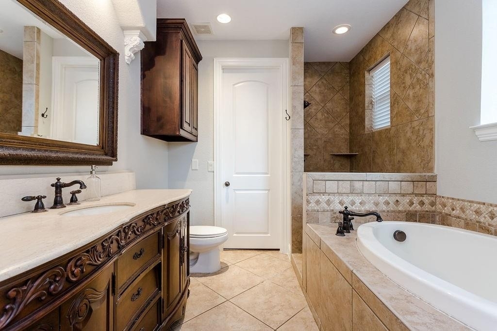 3817 Bowser Avenue - Photo 3