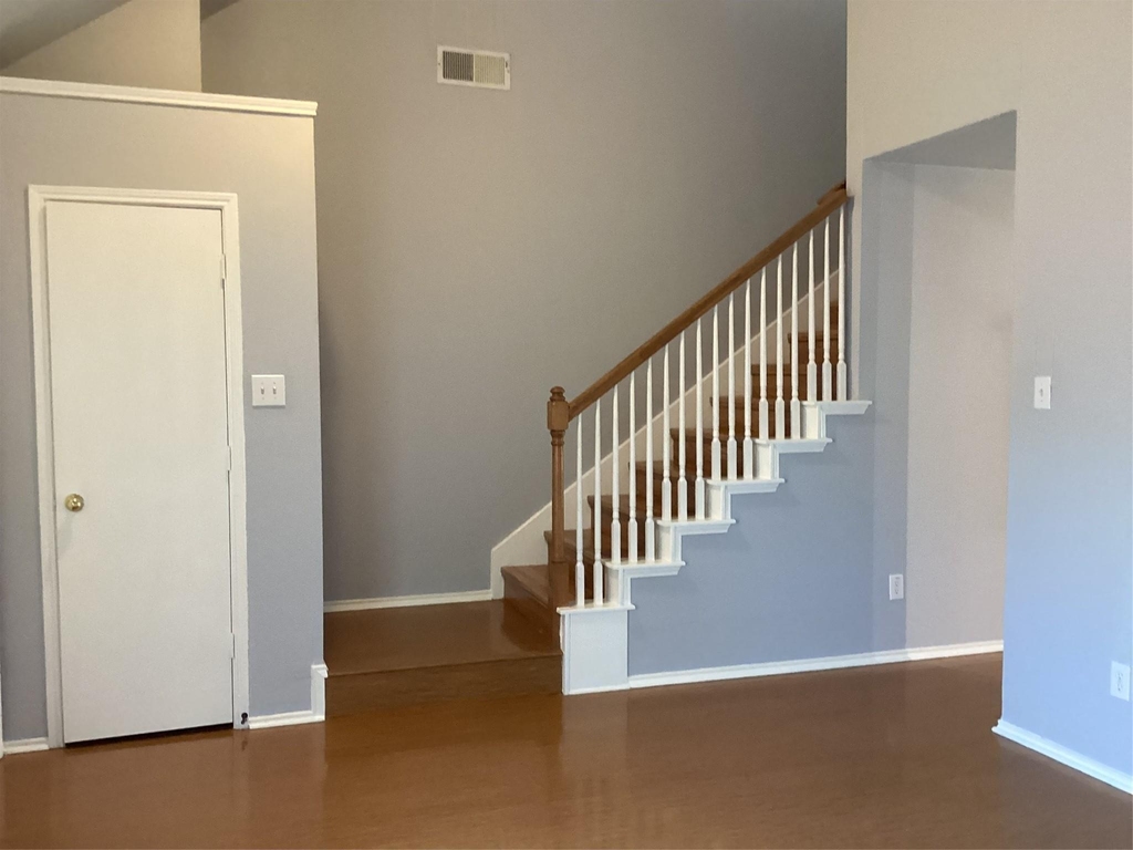 5012 Raymond Drive - Photo 11