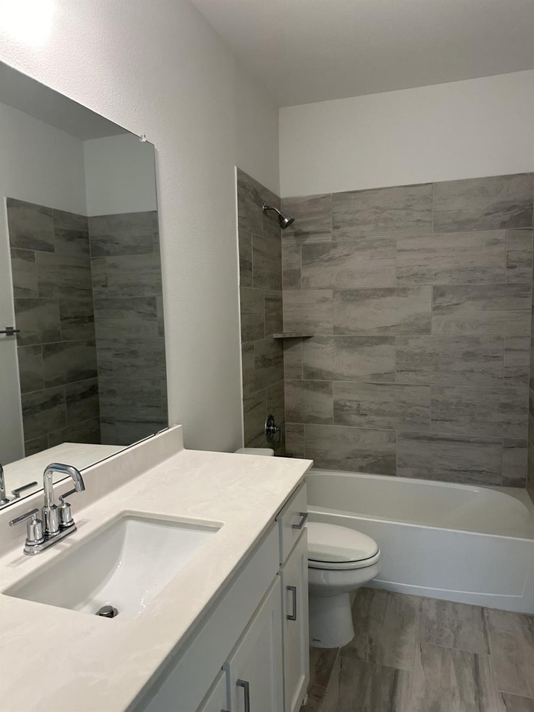 8215 Manoa Drive - Photo 18