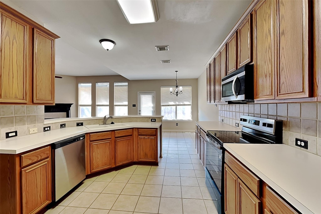 7641 Quiet Meadow Lane - Photo 3