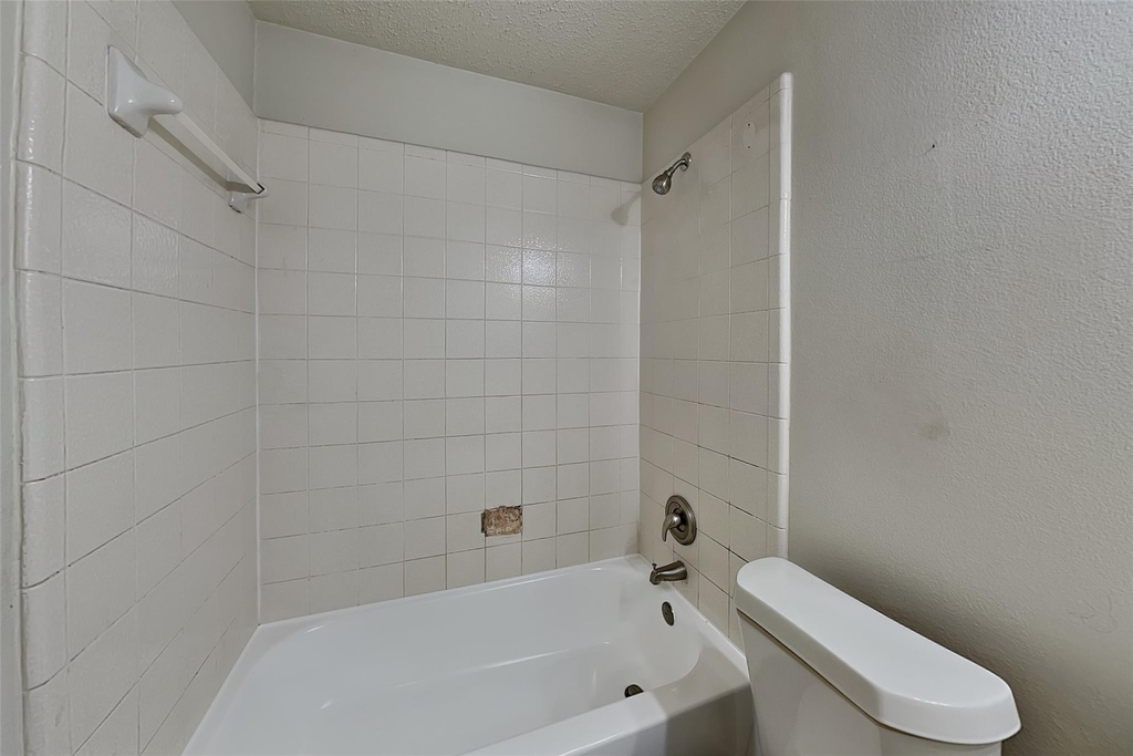 7641 Quiet Meadow Lane - Photo 15