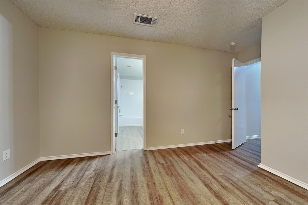 6006 Lavaca Drive - Photo 6