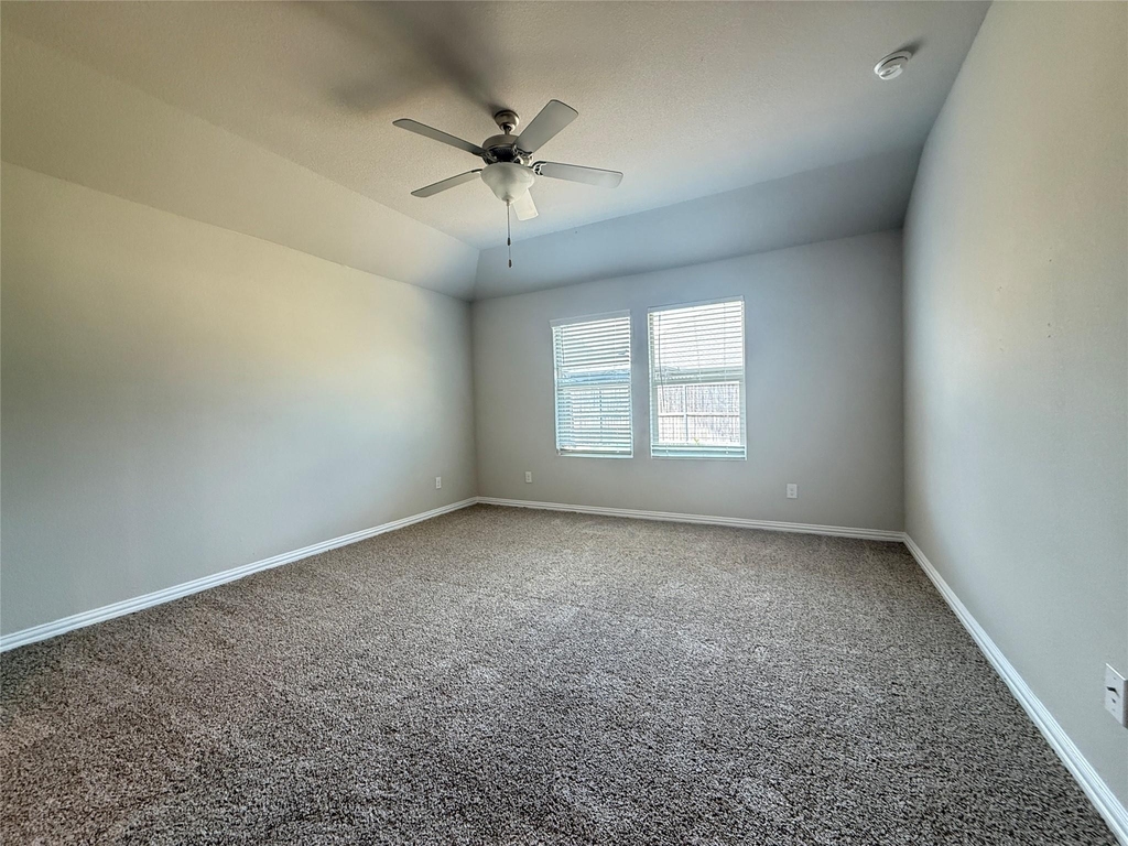 621 Fletcher Drive - Photo 7