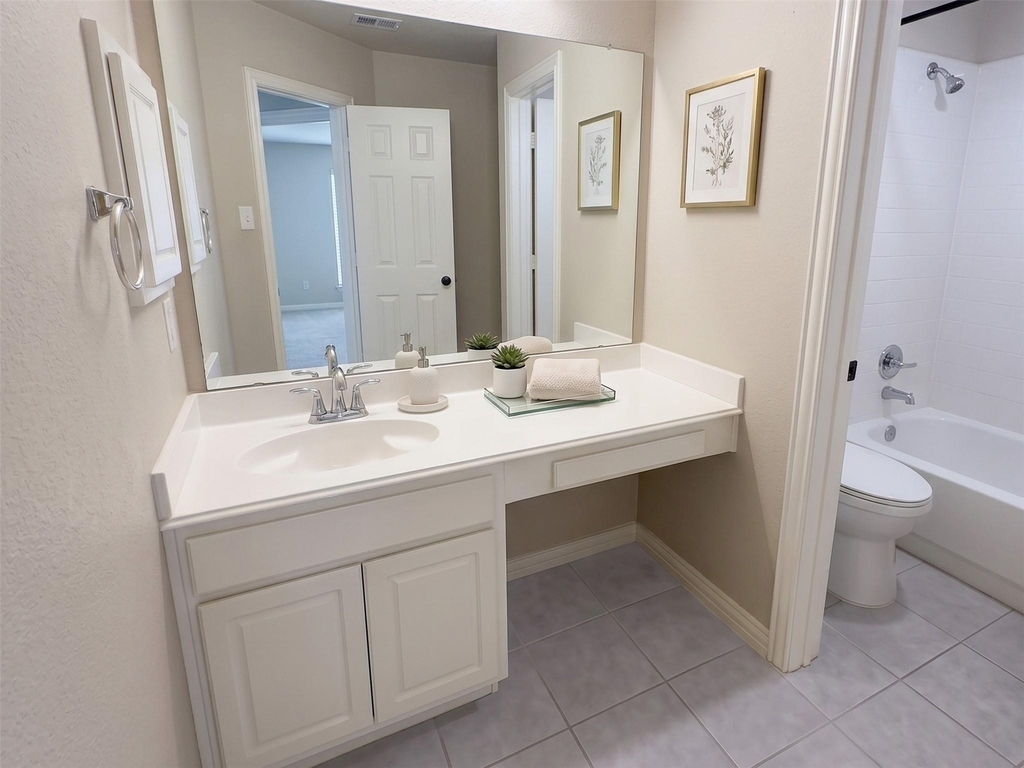 9314 Royal Burgess Drive - Photo 14