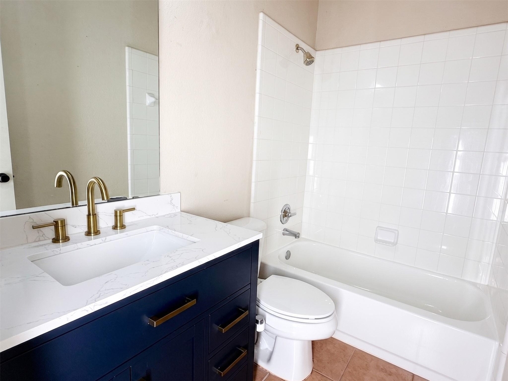 9314 Royal Burgess Drive - Photo 11