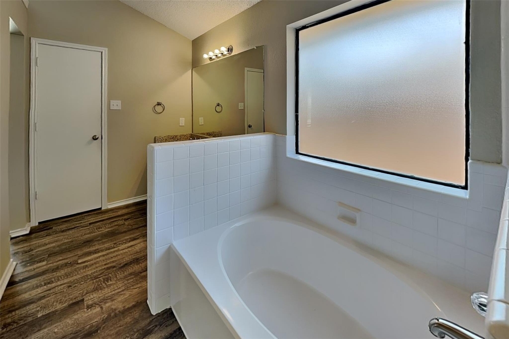 8228 Willis Lane - Photo 9