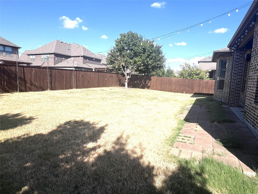 870 Sagebrush Drive - Photo 17