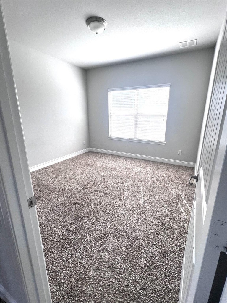 870 Sagebrush Drive - Photo 15