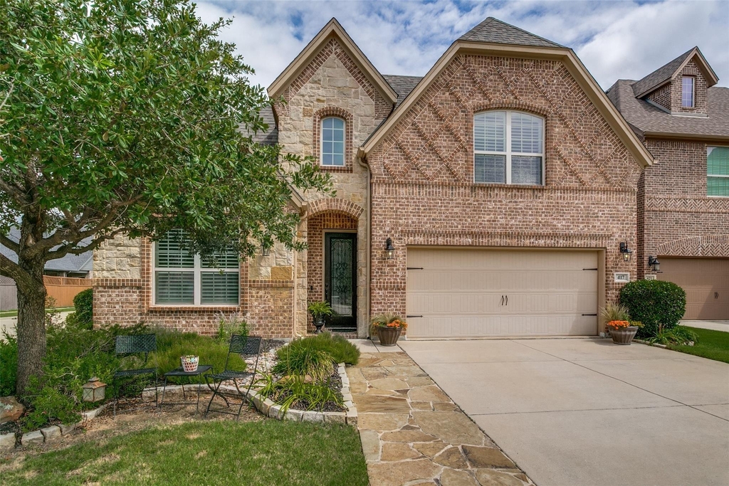 417 Chestnut Lane - Photo 1