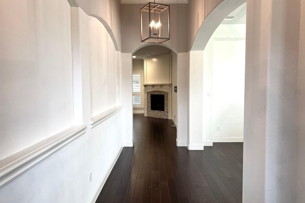 880 Saint Peter Lane - Photo 2