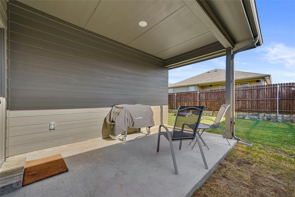 821 Shepperton Way - Photo 25