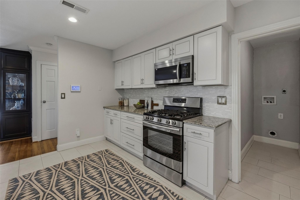 4817 Winthrop Avenue E - Photo 13