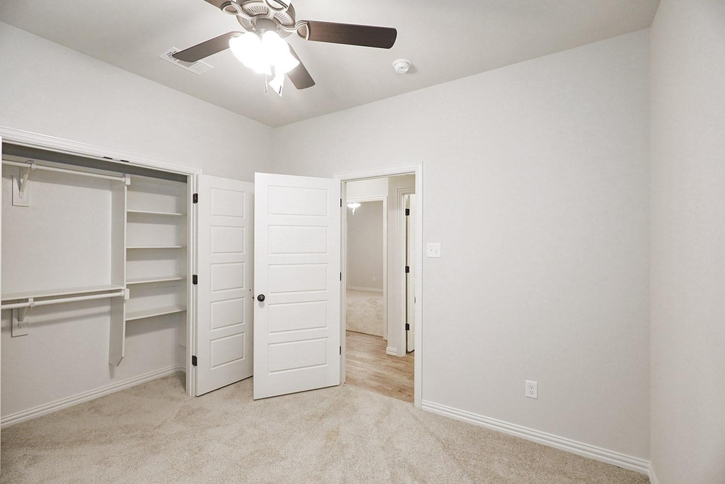 100 N Park Court - Photo 5